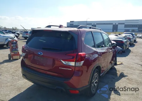 2020 Subaru Forester Premium из США, поврежденный, VIN JF2SKAJC5LH554238